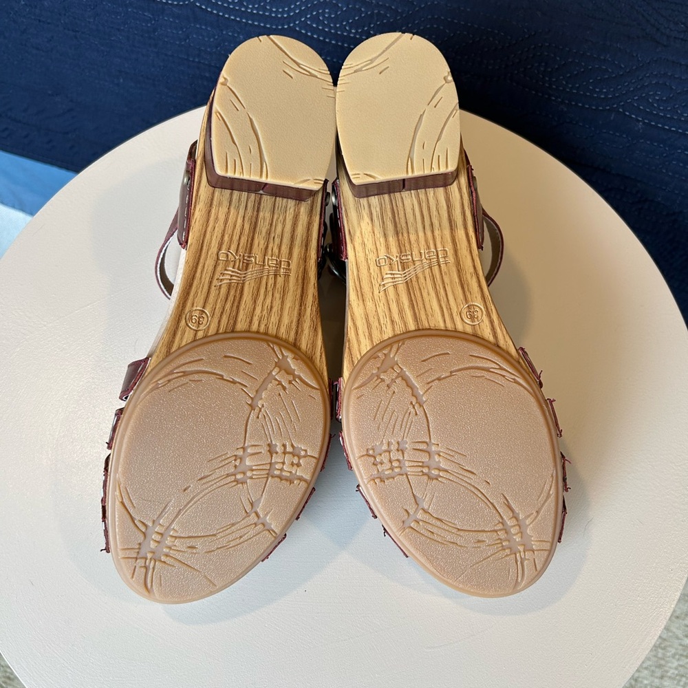 Dansko Burgundy Leather T-Strap Sandals - Picture 5 of 6